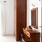 Frida's Agios Georgios (Corfu)